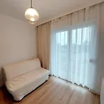 Apartment Luxury Modern New With Garden&free Parking,close To Wroclaw Self Check-in 24h
