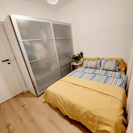 Luxury Modern New With Garden&free Parking,close To Wroclaw Self Check-in 24h *