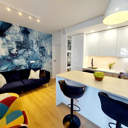 Luxury Modern New With Garden&free Parking,close To Wroclaw Self Check-in 24h アパート Siechnice