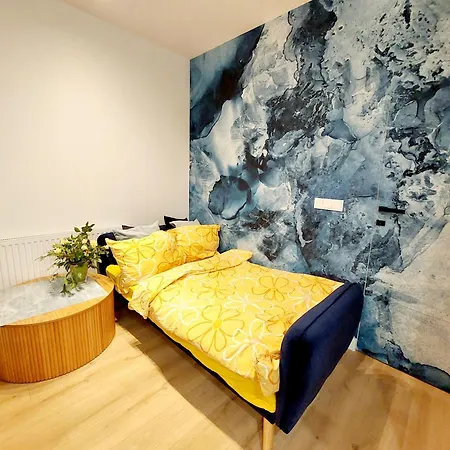 Luxury Modern New With Garden&free Parking,close To Wroclaw Self Check-in 24h Siechnice