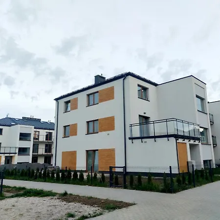 Luxury Modern New With Garden&free Parking,close To Wroclaw Self Check-in 24h Daire *