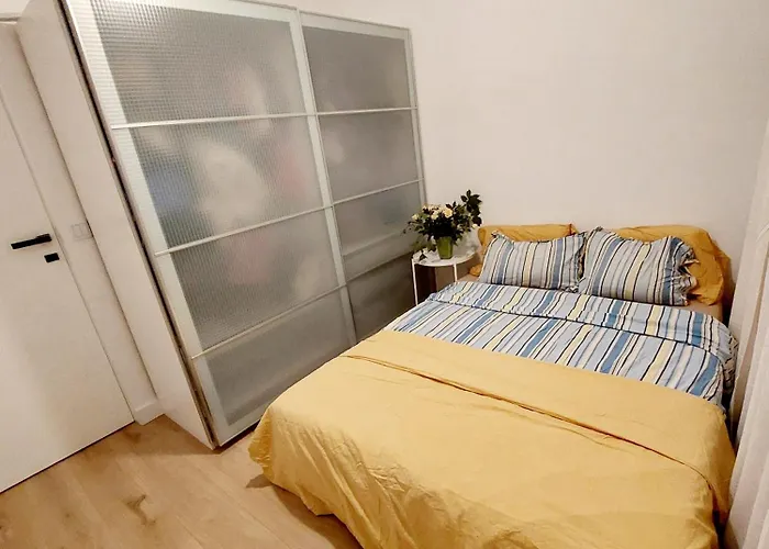 Luxury Modern New With Garden&free Parking,close To Wroclaw Self Check-in 24h *