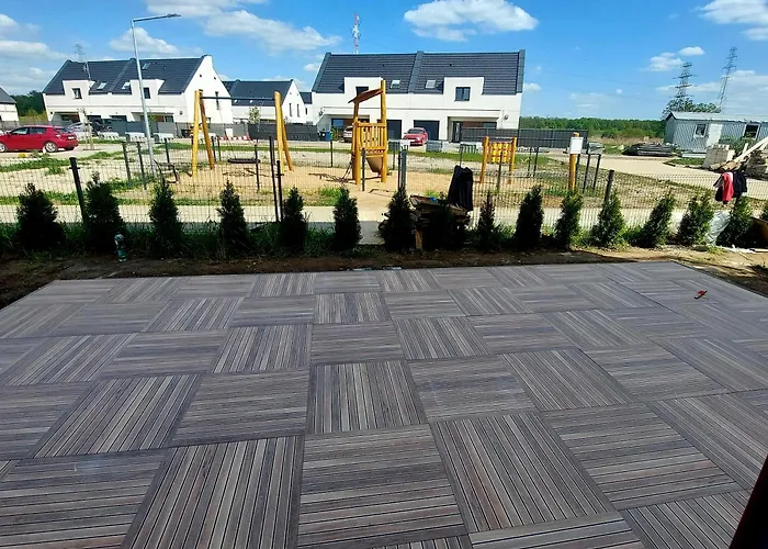 Luxury Modern New With Garden&free Parking,close To Wroclaw Self Check-in 24h Daire