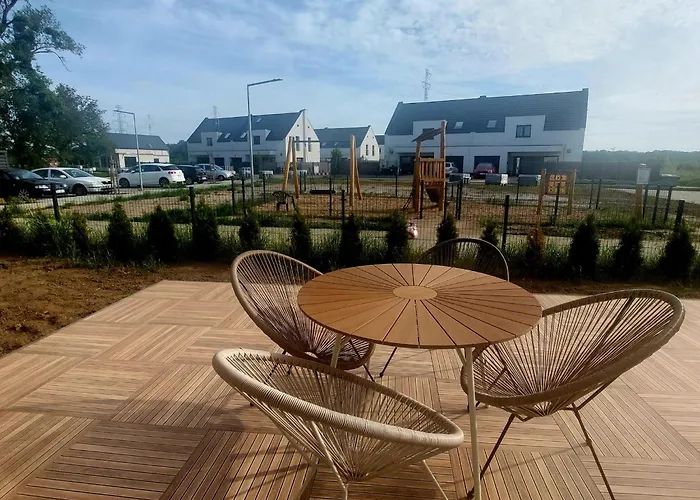 Apartment Luxury Modern New With Garden&free Parking,close To Wroclaw Self Check-in 24h *